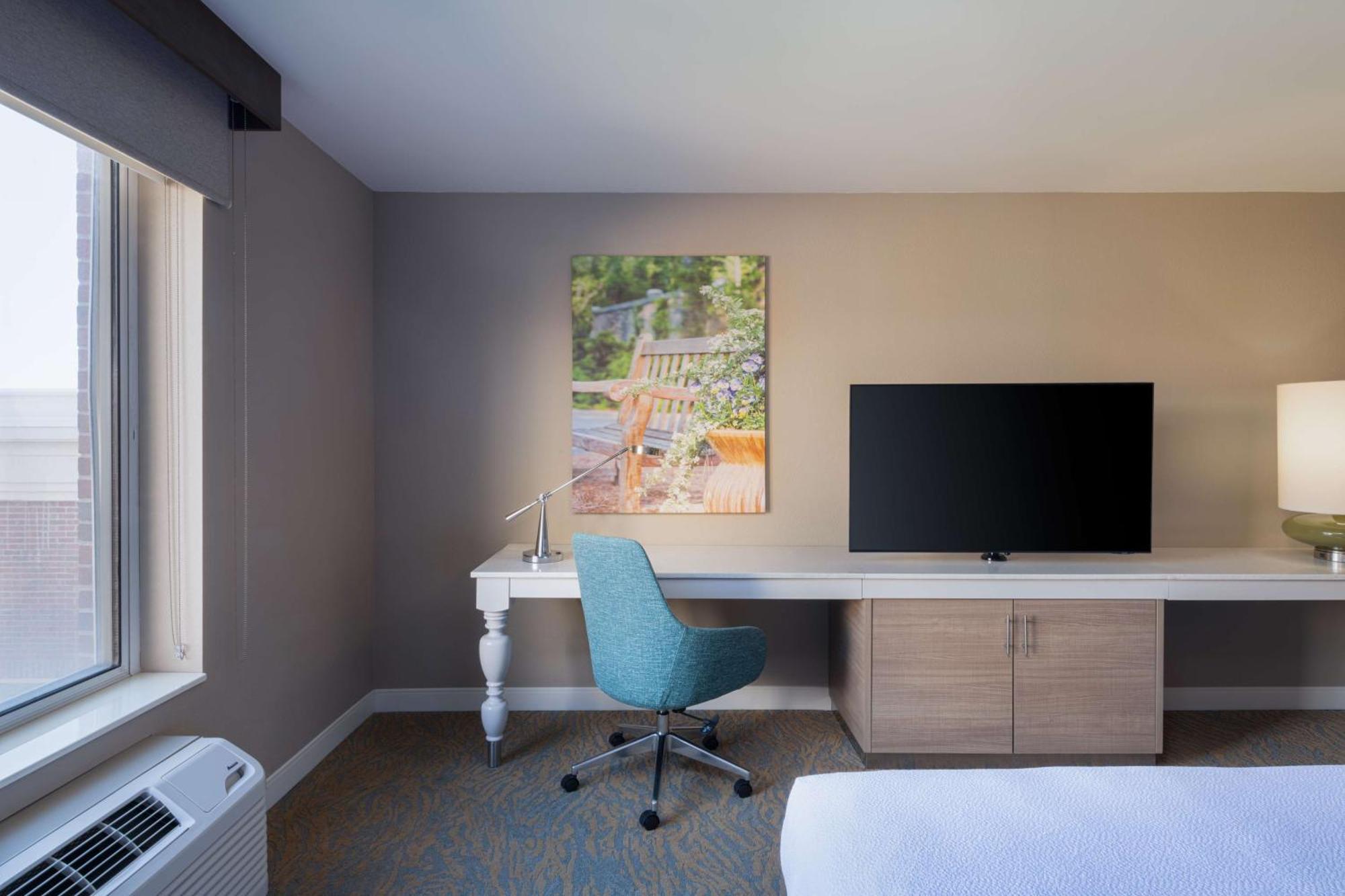 Hilton Garden Inn Saint Charles Extérieur photo
