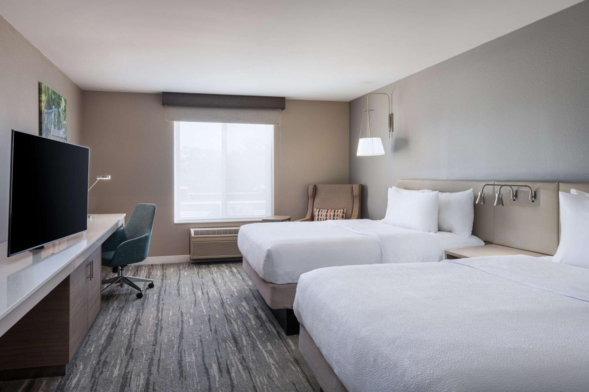 Hilton Garden Inn Saint Charles Extérieur photo