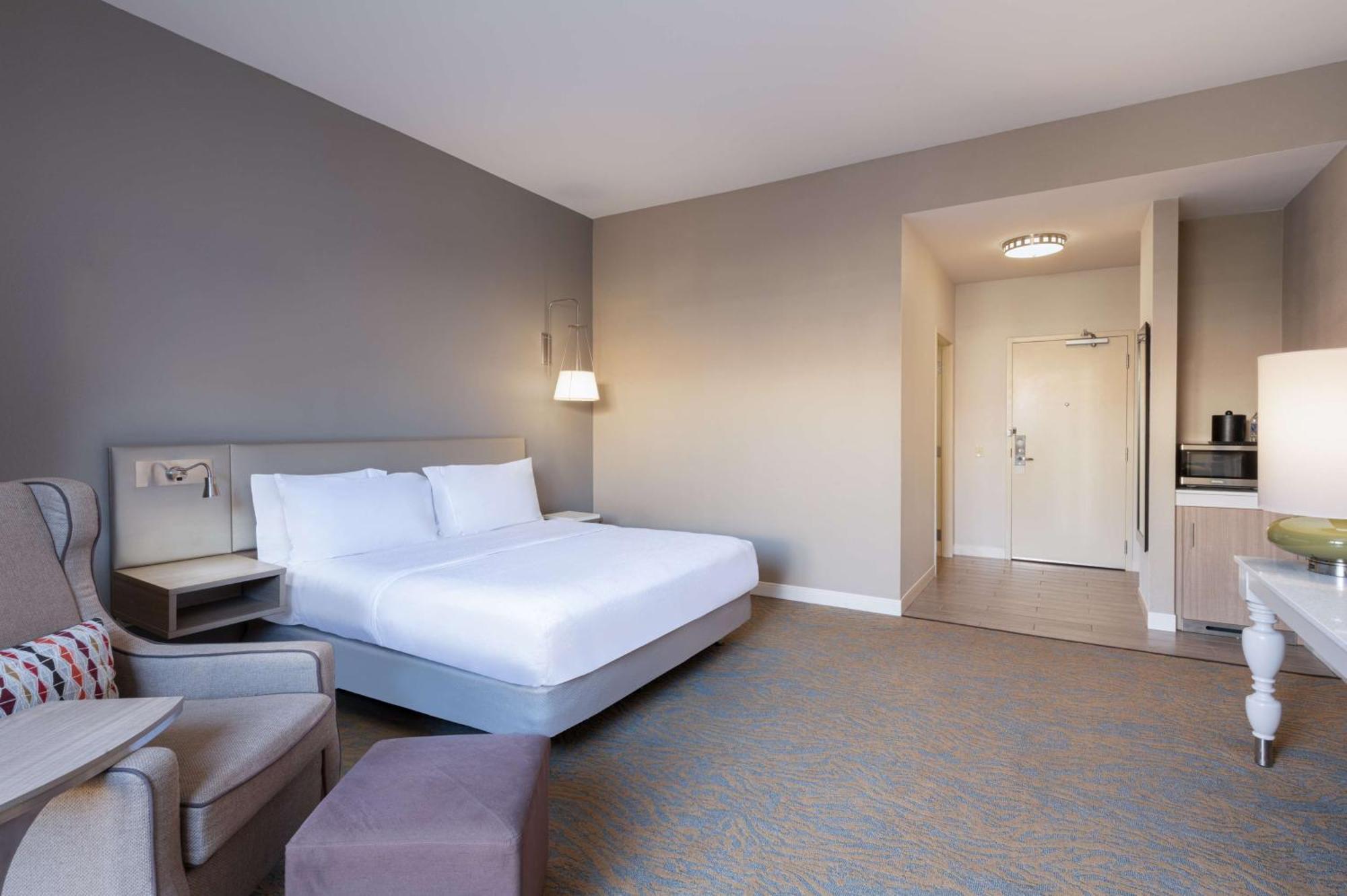 Hilton Garden Inn Saint Charles Extérieur photo
