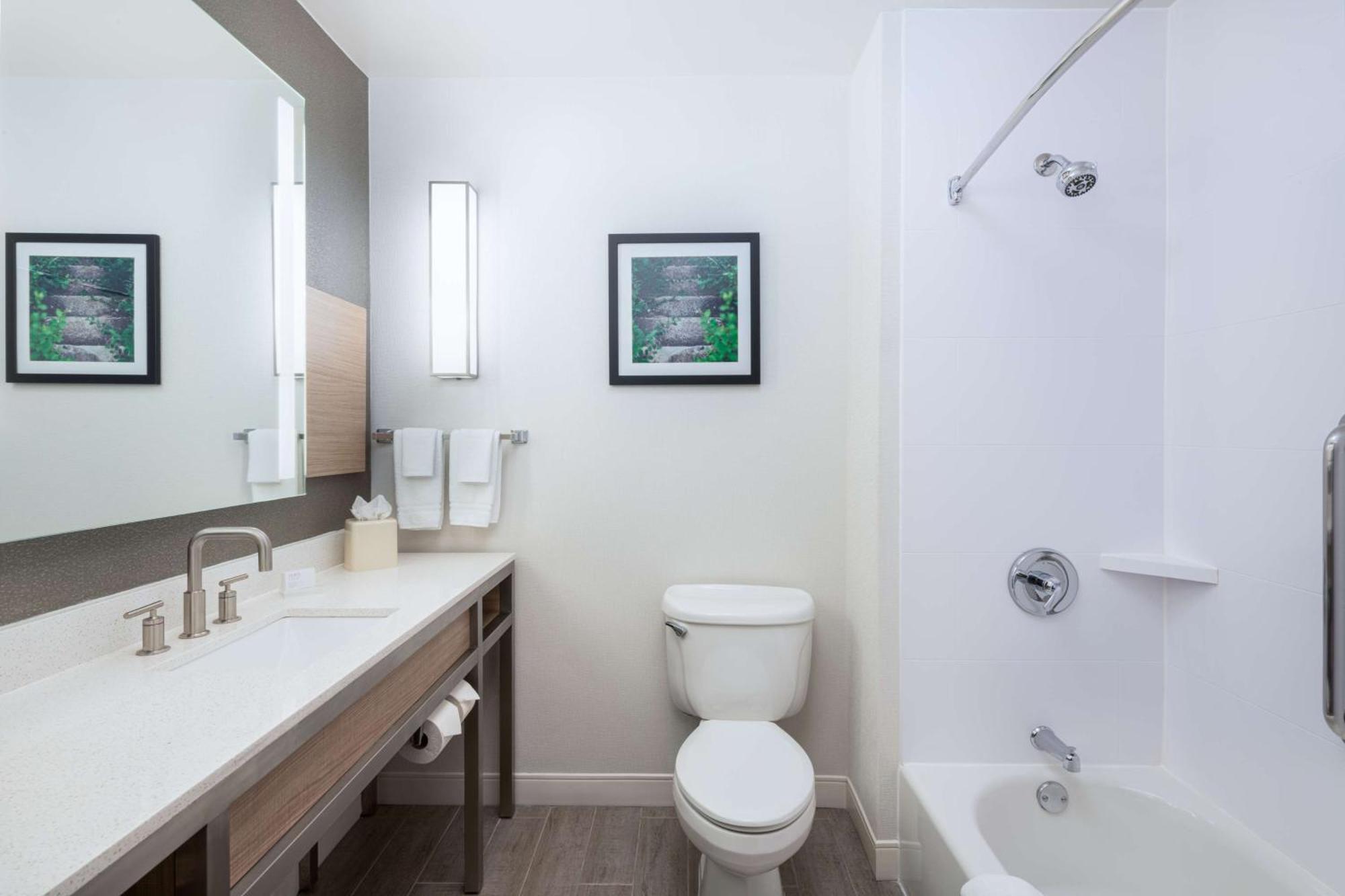 Hilton Garden Inn Saint Charles Extérieur photo