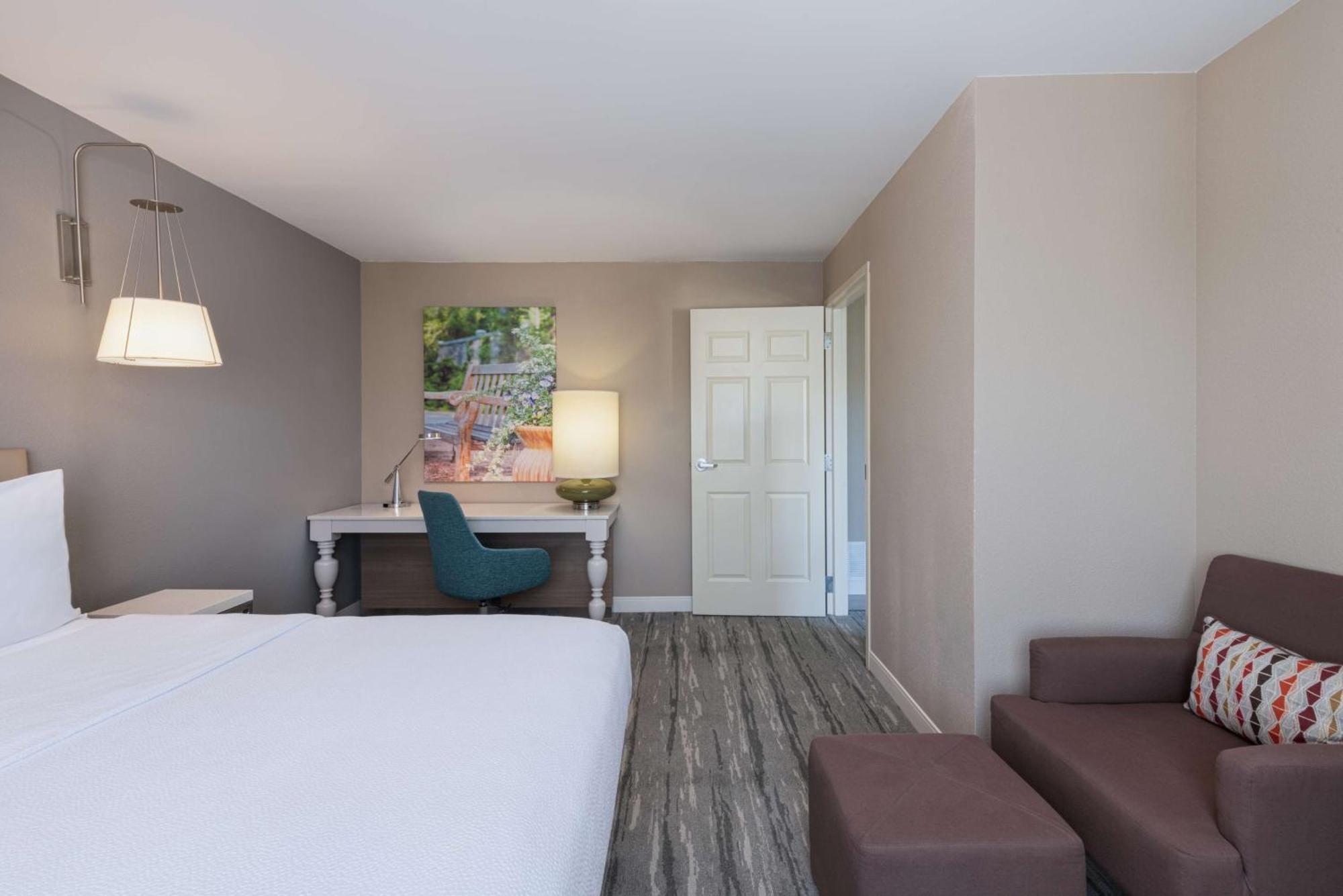 Hilton Garden Inn Saint Charles Extérieur photo